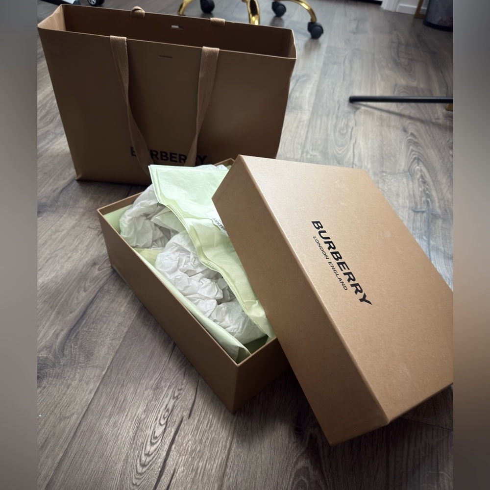 Burberry Beige Gift Box with Black Logo and Beige Shopping Bag